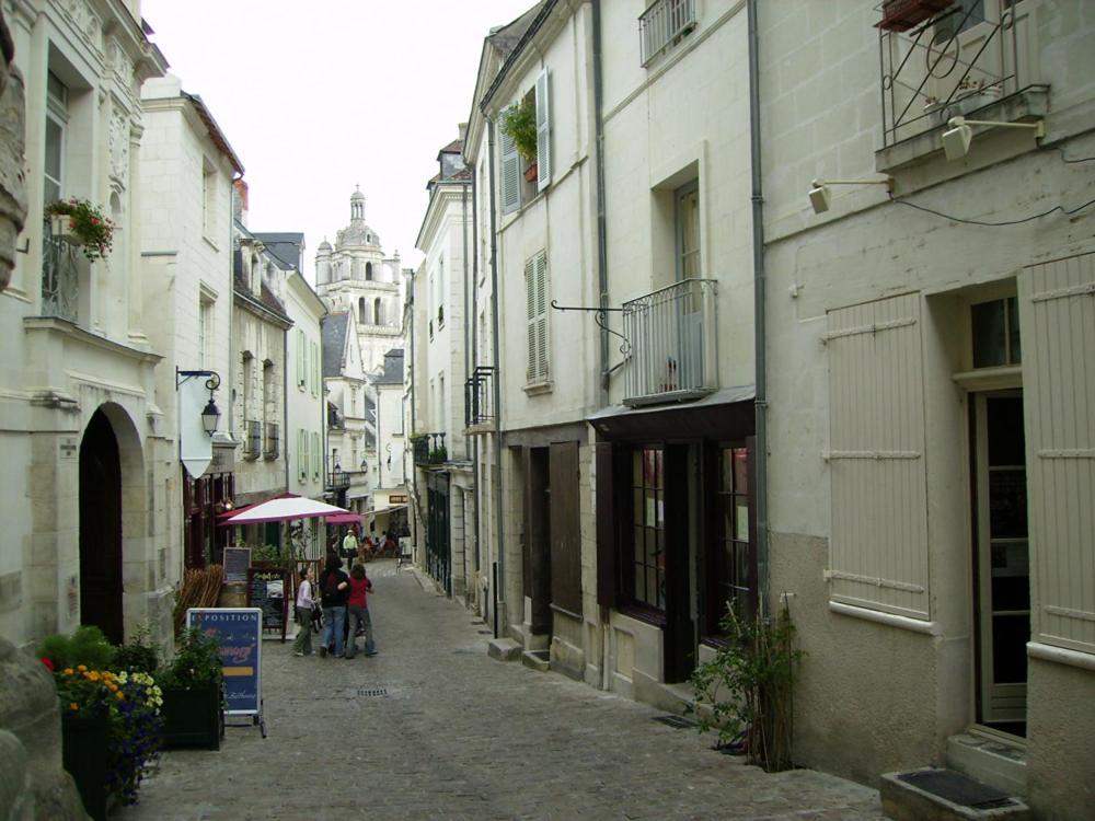 مبيت وإفطار لوش La Demeure Saint-Ours المظهر الخارجي الصورة